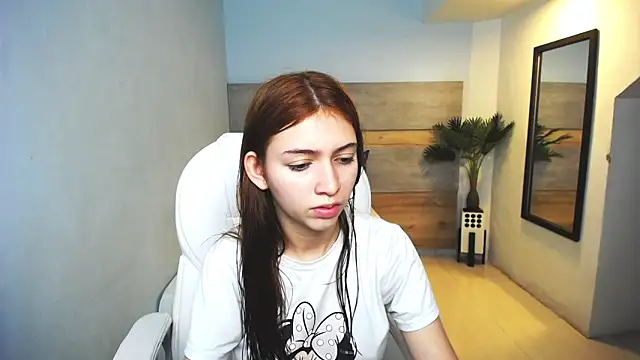 liseth fox online show from 01/04/25, 12:38