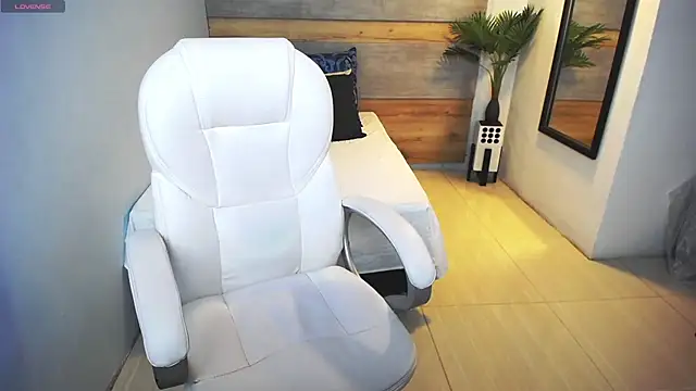 liseth fox online show from 03/05/25, 10:21