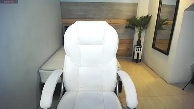 liseth fox online show from 03/08/25, 05:22