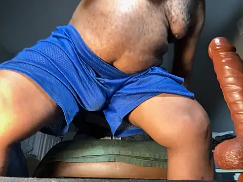 ChiRaqb8 online show from 09/28/25, 12:49