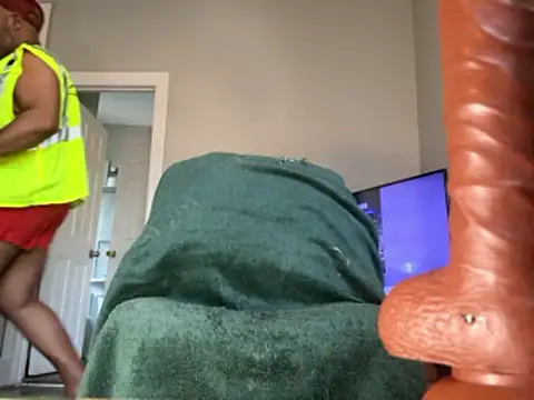 Snapshot of ChiRaqb8 chatting on 03/30/26, 03:02 ChiRaqb8 online show from 03/30/26, 03:02