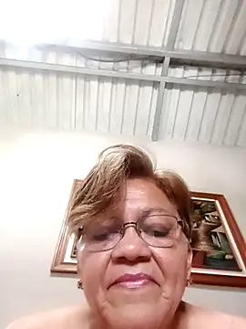 Madrastrahot69 online show from 11/07/25, 03:34