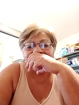 Madrastrahot69 online show from 03/05/26, 07:43