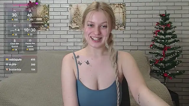 Snapshot of EmiliaDuchess chatting on 01/14/25, 11:53 EmiliaDuchess online show from 01/14/25, 11:53