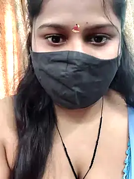 Hotty-simran online show from 12/22/25, 05:04