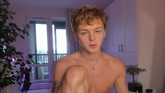 agelandreww online show from 10/30/25, 01:23