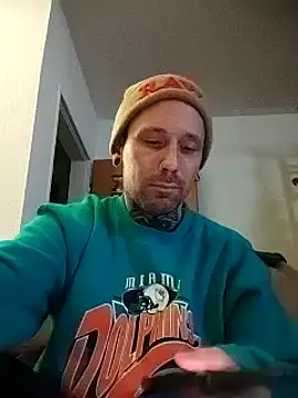 Snapshot of Schabernack1990 chatting on 12/29/24, 12:09 Schabernack1990 online show from 12/29/24, 12:09