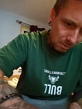 Snapshot of Schabernack1990 chatting on 09/30/25, 11:21 Schabernack1990 online show from 09/30/25, 11:21