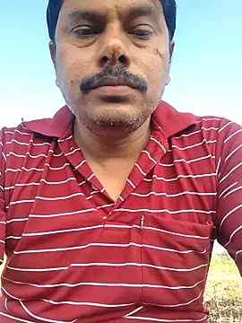 Snapshot of Srmotrs chatting on 05/07/26, 01:44 Srmotrs online show from 05/07/26, 01:44