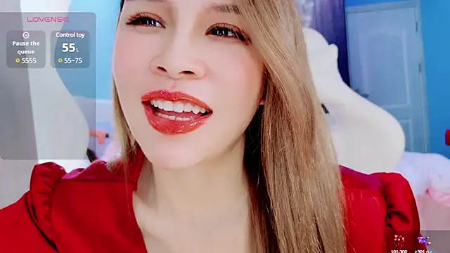 Snapshot of HU131452 chatting on 12/05/24, 11:40 HU131452 online show from 12/05/24, 11:40