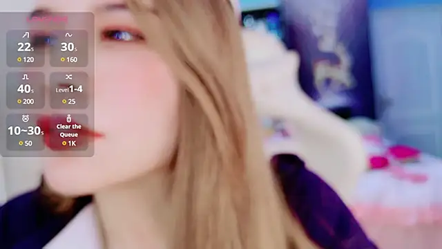 Snapshot of HU131452 chatting on 12/15/24, 08:36 HU131452 online show from 12/15/24, 08:36