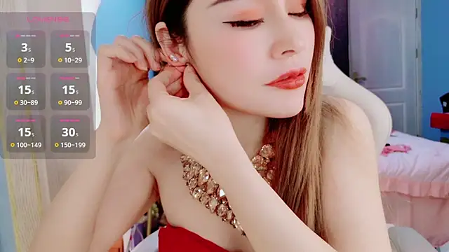 Snapshot of HU131452 chatting on 12/18/24, 08:14 HU131452 online show from 12/18/24, 08:14