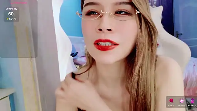 Snapshot of HU131452 chatting on 01/13/25, 08:26 HU131452 online show from 01/13/25, 08:26