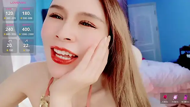 Snapshot of HU131452 chatting on 02/26/25, 11:26 HU131452 online show from 02/26/25, 11:26