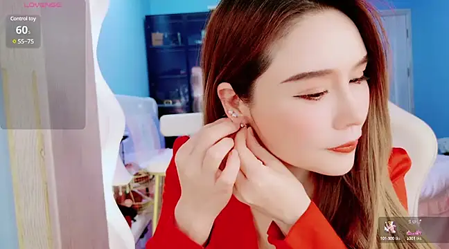 Snapshot of HU131452 chatting on 03/21/25, 11:12 HU131452 online show from 03/21/25, 11:12