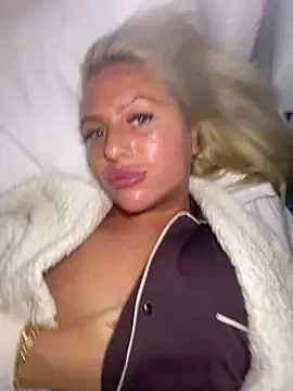 Arabellalee23 online show from 11/26/25, 10:33