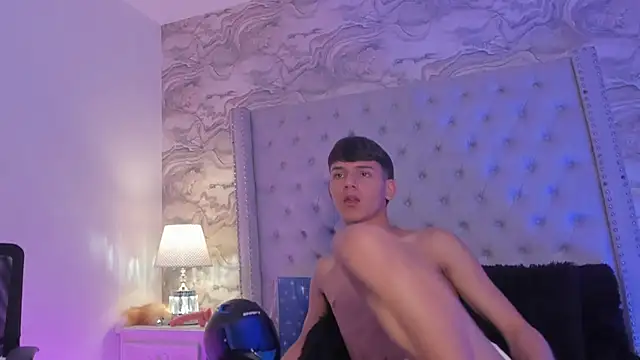 Kev jenner online show from 12/27/24, 10:37