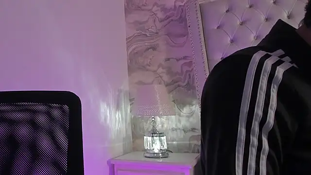 Kev jenner online show from 01/18/25, 02:58