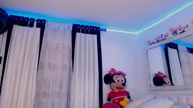 Snapshot of touchm_cockhard chatting on 01/14/25, 11:58 touchm cockhard online show from 01/14/25, 11:58