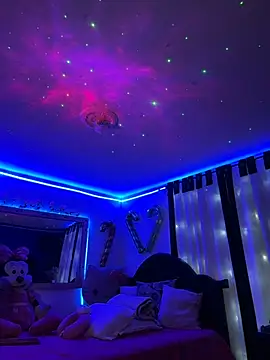 Snapshot of touchm_cockhard chatting on 11/27/25, 06:37 touchm cockhard online show from 11/27/25, 06:37