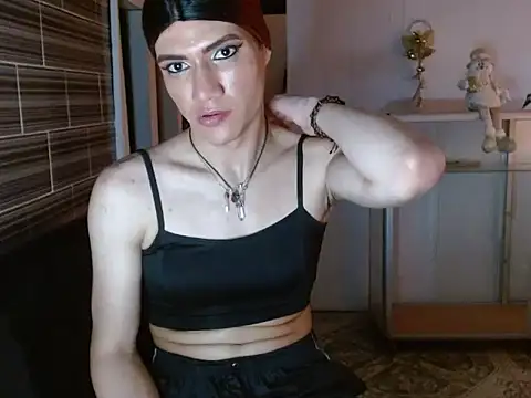 luna grans 777 online show from 02/09/25, 10:00