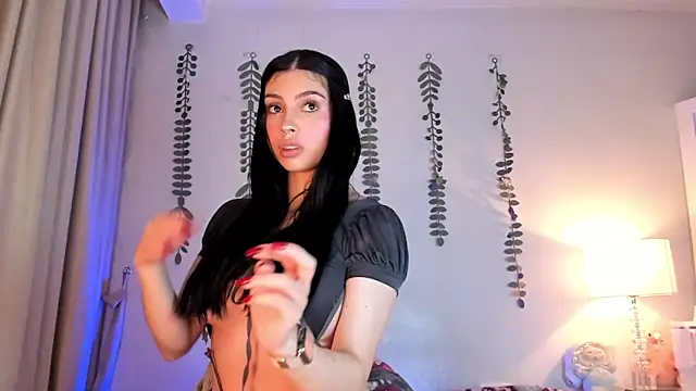 halseycox    online show from 03/22/25, 06:43