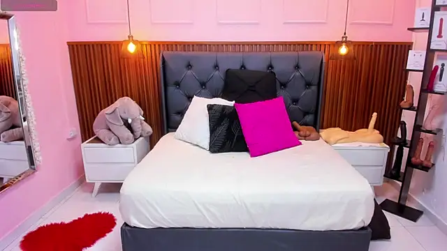 Snapshot of MEYLAGIA chatting on 11/04/25, 03:16 MEYLAGIA online show from 11/04/25, 03:16