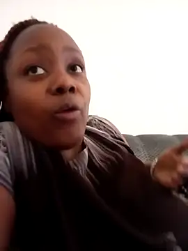 Miss Amani online show from 04/10/26, 02:55