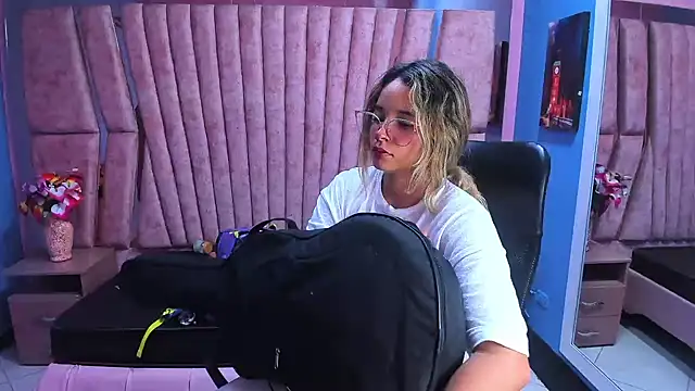 Olivia Fox69 online show from 01/17/25, 03:12