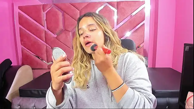 Olivia Fox69 online show from 02/13/25, 03:18