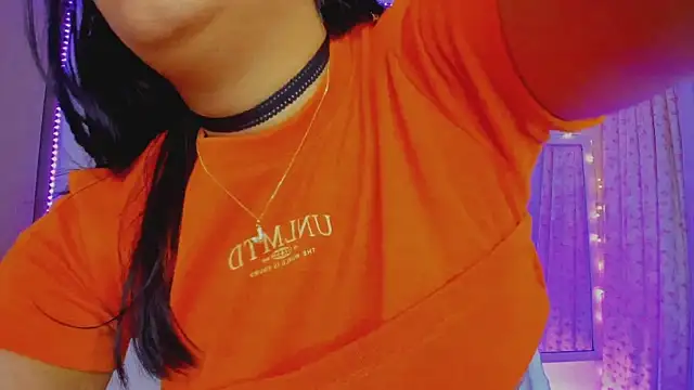 Snapshot of VIDEO_SALE_4_YOU chatting on 04/03/26, 11:58 VIDEO SALE 4 YOU online show from 04/03/26, 11:58