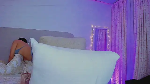 Snapshot of VIDEO_SALE_4_YOU chatting on 04/04/26, 11:24 VIDEO SALE 4 YOU online show from 04/04/26, 11:24