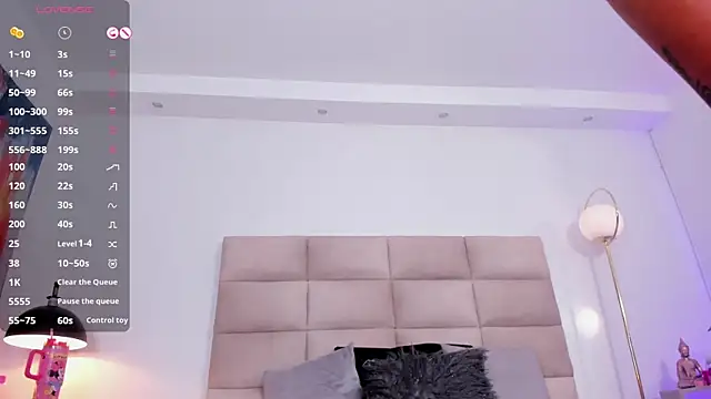 Snapshot of AngelyRosse1 chatting on 02/01/25, 08:39 AngelyRosse1 online show from 02/01/25, 08:39