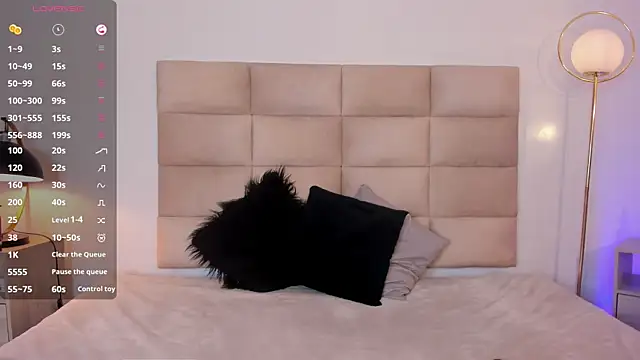 Snapshot of AngelyRosse1 chatting on 03/10/25, 04:17 AngelyRosse1 online show from 03/10/25, 04:17