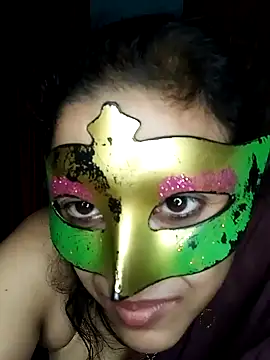 Snapshot of LOVERIAKOL chatting on 01/14/25, 05:34 LOVERIAKOL online show from 01/14/25, 05:34