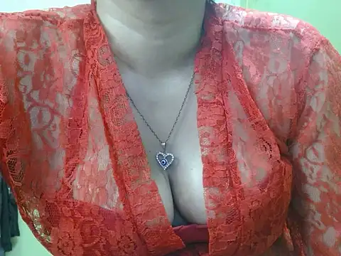 LOVERIAKOL online show from 05/31/26, 05:42
