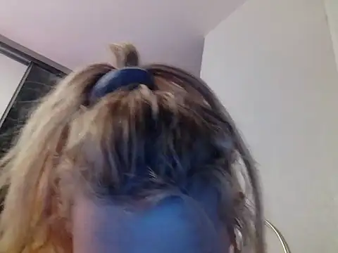 Snapshot of shadowmoon900 chatting on 02/12/26, 12:16 shadowmoon900 online show from 02/12/26, 12:16