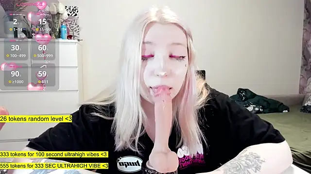 Snapshot of aya_katana chatting on 01/23/25, 02:33 aya katana online show from 01/23/25, 02:33