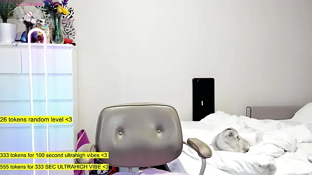 Snapshot of aya_katana chatting on 03/02/25, 04:39 aya katana online show from 03/02/25, 04:39