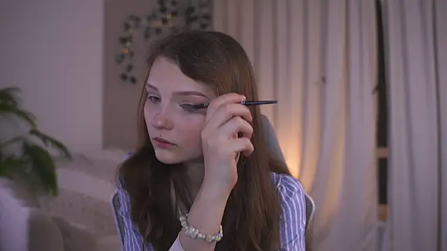 CindyGarrison online show from 11/05/25, 11:05