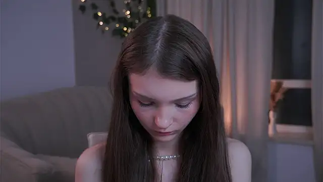 Snapshot of CindyGarrison chatting on 03/21/26, 11:52 CindyGarrison online show from 03/21/26, 11:52