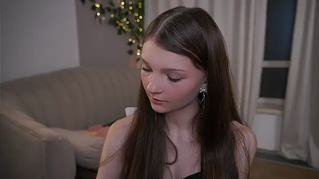 Snapshot of CindyGarrison chatting on 03/27/26, 11:59 CindyGarrison online show from 03/27/26, 11:59