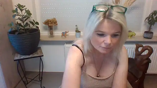 clwm online show from 09/09/25, 05:51