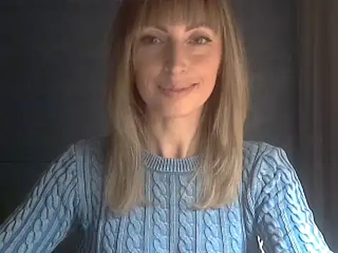 Snapshot of EffectMaya chatting on 12/10/24, 04:17 EffectMaya online show from 12/10/24, 04:17