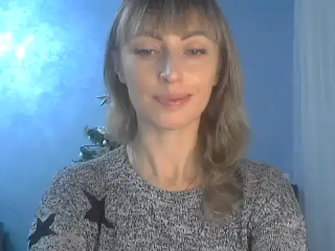 Snapshot of EffectMaya chatting on 01/08/25, 07:34 EffectMaya online show from 01/08/25, 07:34