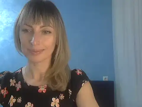 Snapshot of EffectMaya chatting on 01/18/25, 04:42 EffectMaya online show from 01/18/25, 04:42