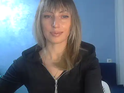 Snapshot of EffectMaya chatting on 02/05/25, 04:58 EffectMaya online show from 02/05/25, 04:58