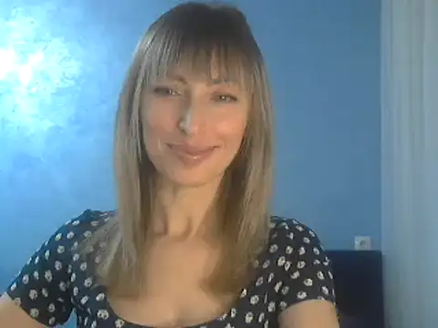 Snapshot of EffectMaya chatting on 02/12/25, 02:54 EffectMaya online show from 02/12/25, 02:54