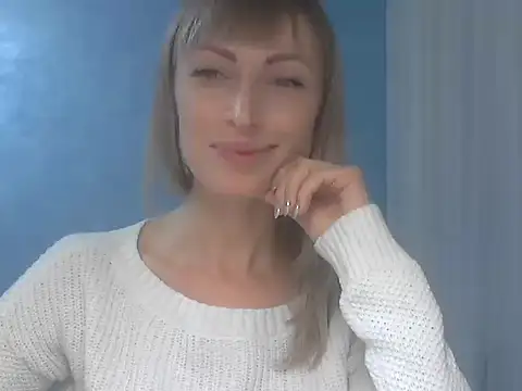 Snapshot of EffectMaya chatting on 10/26/25, 04:46 EffectMaya online show from 10/26/25, 04:46