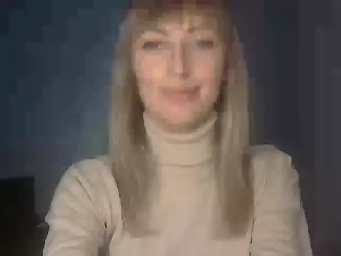 Snapshot of EffectMaya chatting on 11/19/25, 04:29 EffectMaya online show from 11/19/25, 04:29